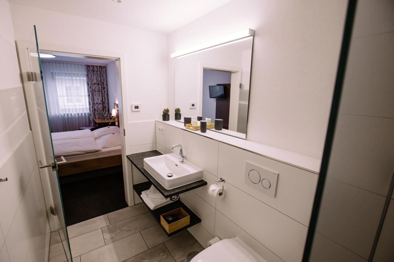 Hotel Restaurant Lamm Rosswag Vaihingen an der Enz Bagian luar foto