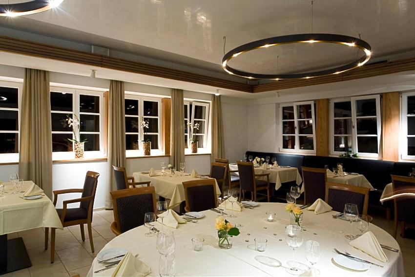 Hotel Restaurant Lamm Rosswag Vaihingen an der Enz Bagian luar foto