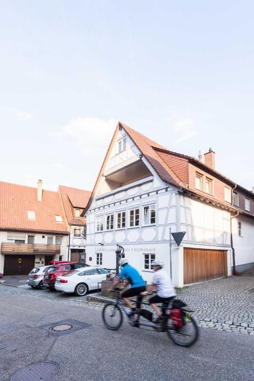 Hotel Restaurant Lamm Rosswag Vaihingen an der Enz Bagian luar foto